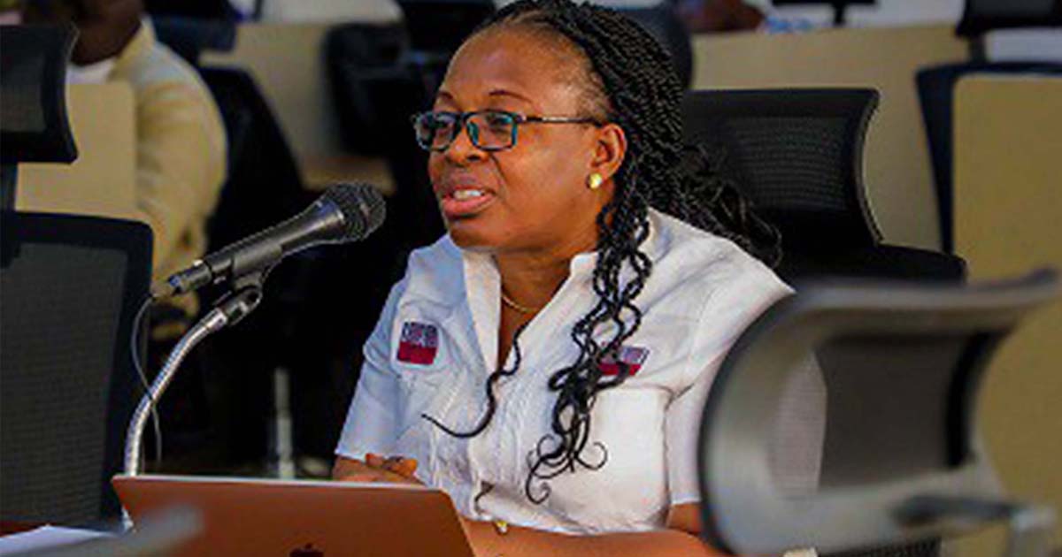 Conférence publique: Dr Cécile COULIBALY expose sur l’Open Access ou le libre accès à l’information documentaire